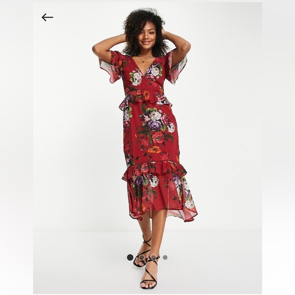 Hope & Ivy Flutter Sleeve Midi Tea Dress in Mixed Floral - Picture 4 of 9